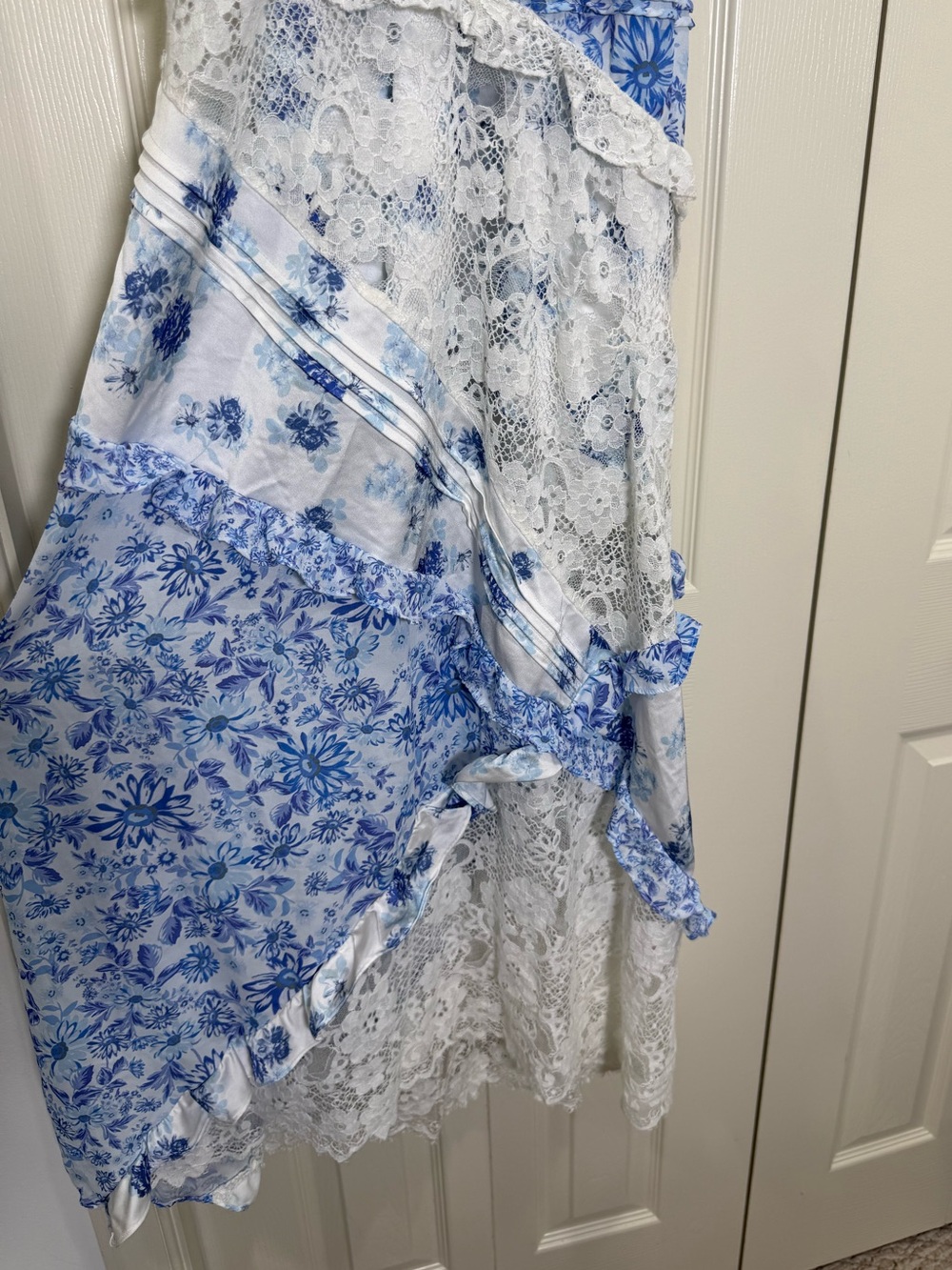 For Love & Lemons Rosalyn Maxi Dress Blue and White Floral Lace Size Medium - Picture 7 of 16